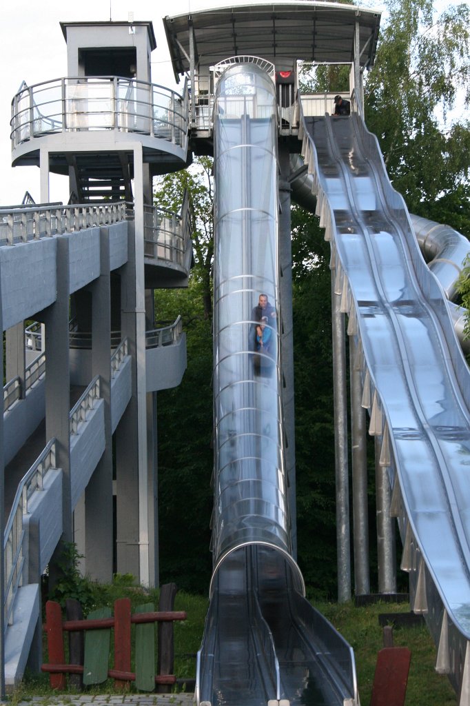 IMG_7125.JPG - Po drodze - zjeżdżalnia w Krynicy. Naprawdę stroma!