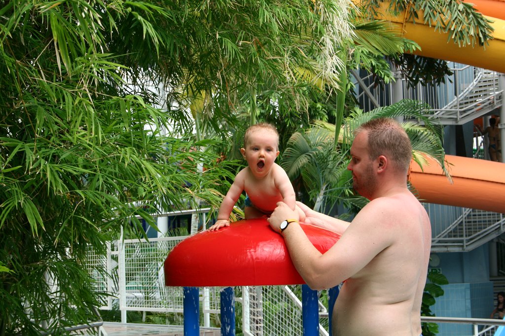 IMG_7454.JPG - Adaś na grzybku