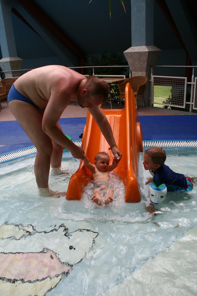 IMG_7462.JPG - Adaś też robił wielką chlupę!