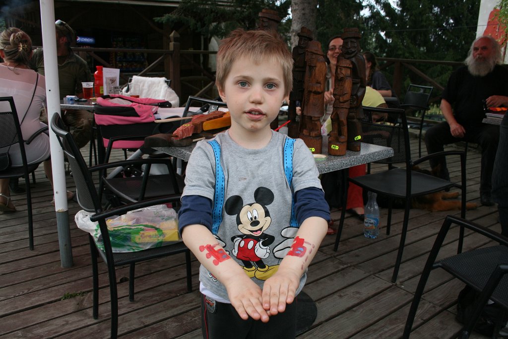 IMG_6221.JPG - Wojtkowi namalowali lokomotywkę