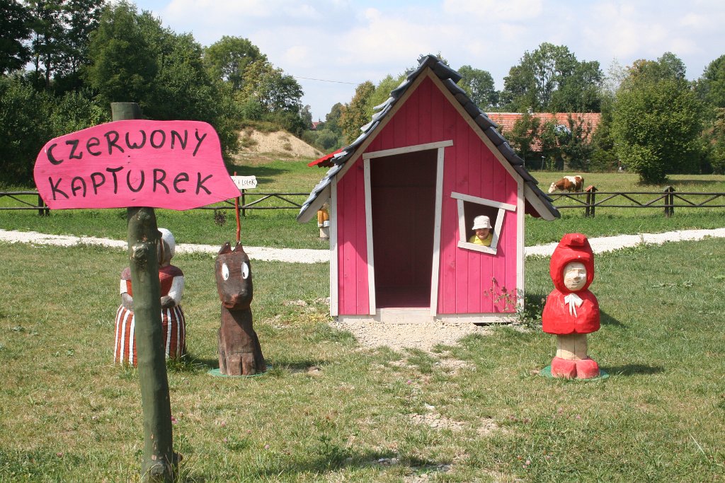 IMG_0066.JPG - Biały kapelusik