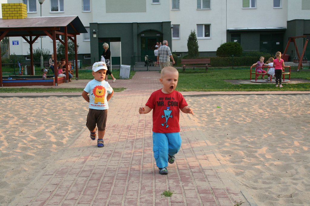 IMG_0334.JPG - Adam leciiii!