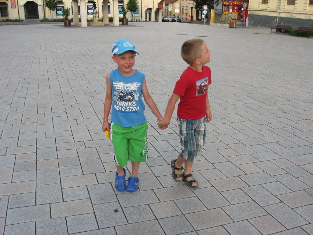 2014-06-21_18-54_IMG_1601.jpg - "Jesteśmy najlepszymi kolegaaaami!"