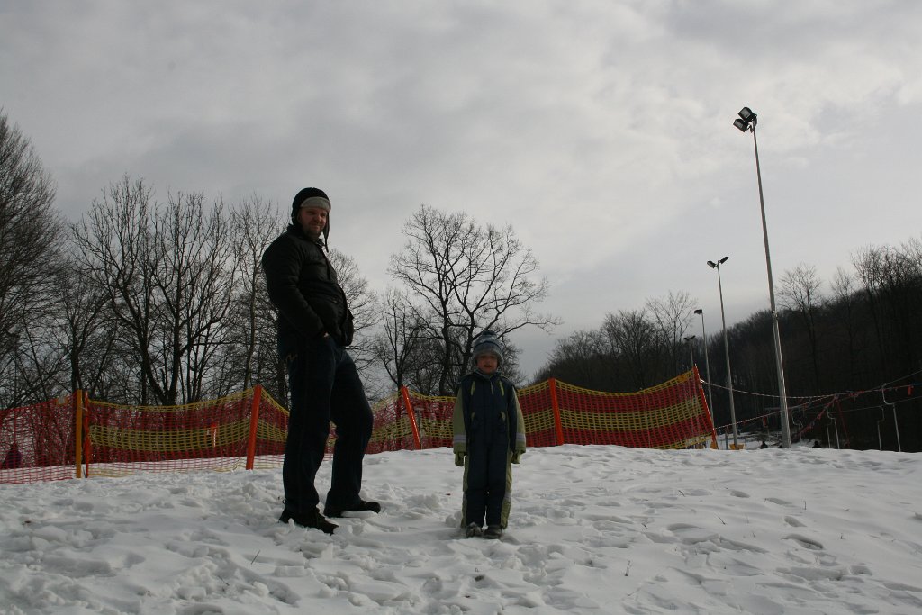 IMG_7425.JPG - Czekamy, aż mama zjedzie